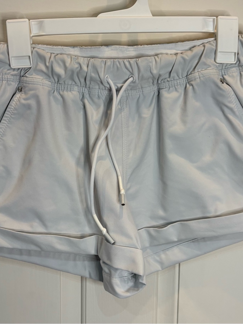 Lululemon Women’s Play All Day Shorts Gray Size 8